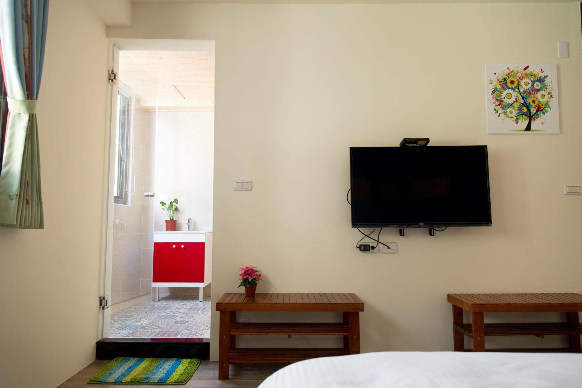 Zhizhu Homestay Tainan Bagian luar foto